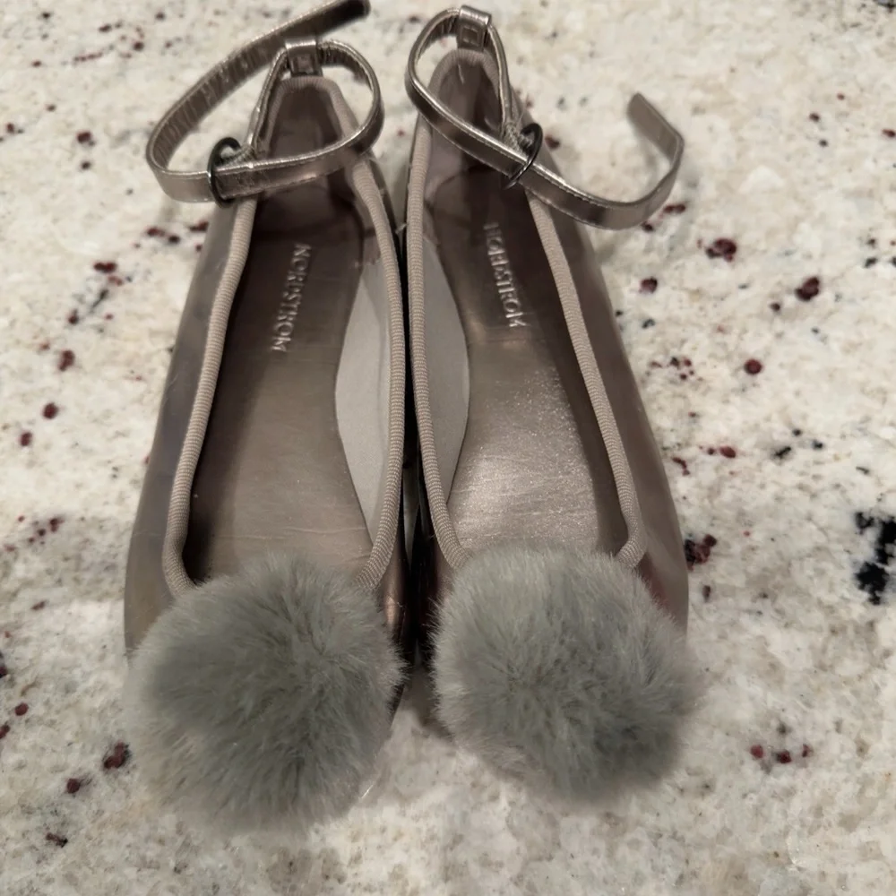 Nordstrom Girls Metallic Pom-Pom Ballet Flats | Silver | Size‎ 13